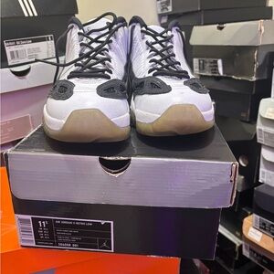 Air Jordan 11 Retro Low Sneakers - Black and White